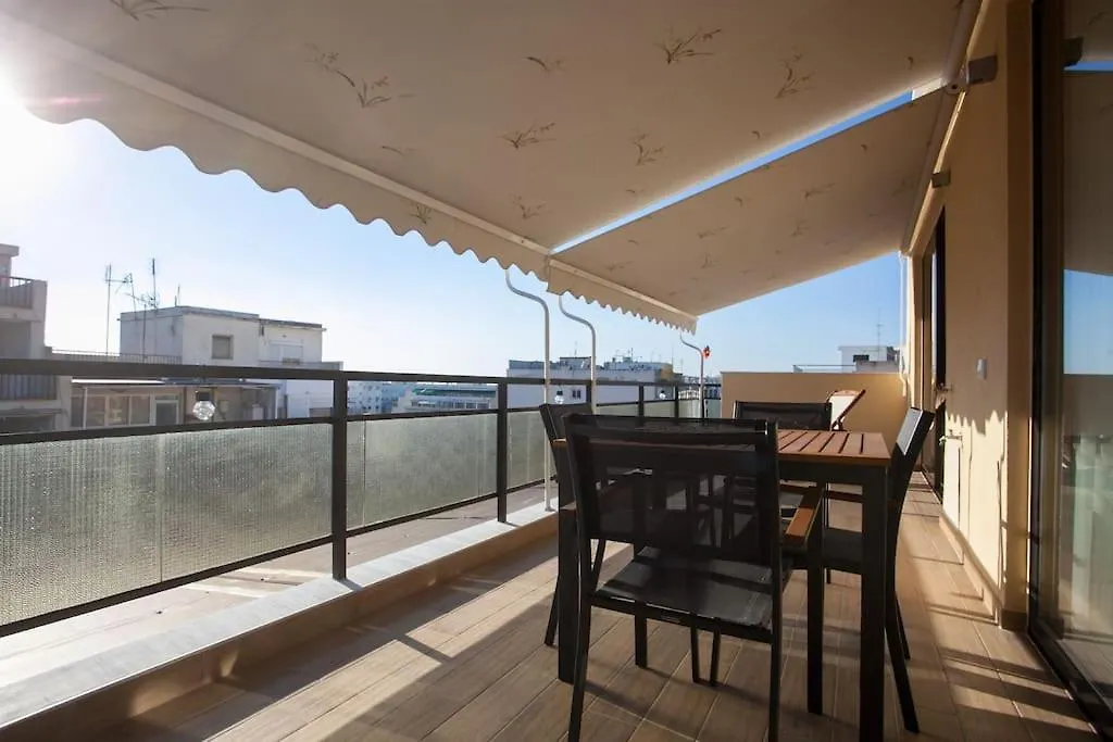 Cozzzy. Exclusive Apartment. 塞萨洛尼基 希腊